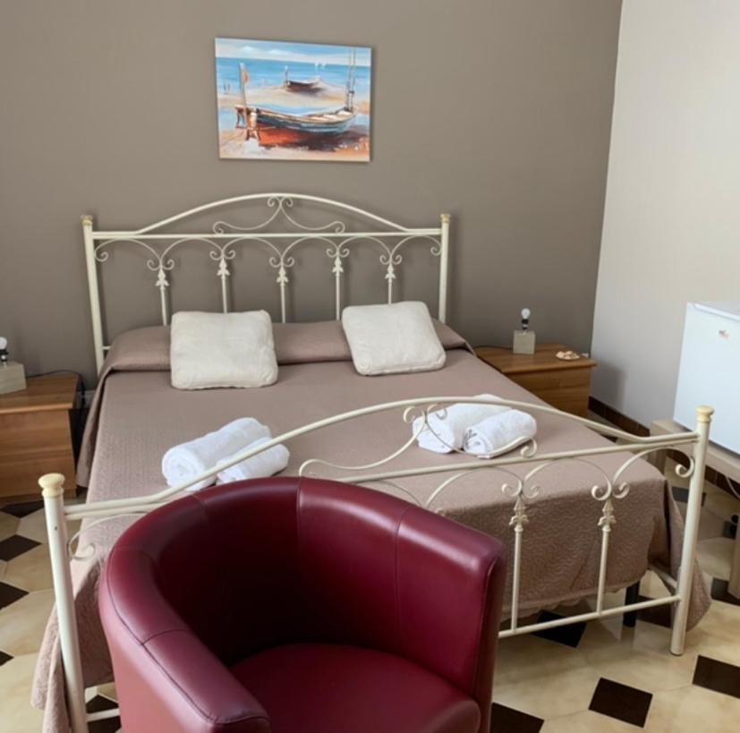 Cas'Ilenia Lido Azzurro Apartment ปอร์โต เอมเปโดเกล ภายนอก รูปภาพ
