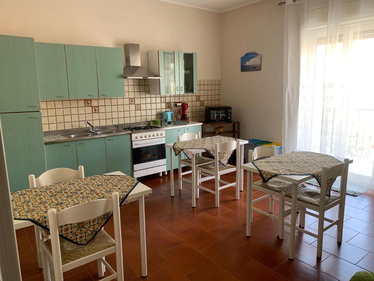 Cas'Ilenia Lido Azzurro Apartment ปอร์โต เอมเปโดเกล ภายนอก รูปภาพ