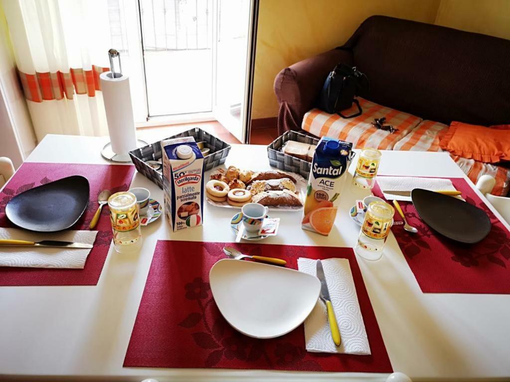 Cas'Ilenia Lido Azzurro Apartment ปอร์โต เอมเปโดเกล ภายนอก รูปภาพ